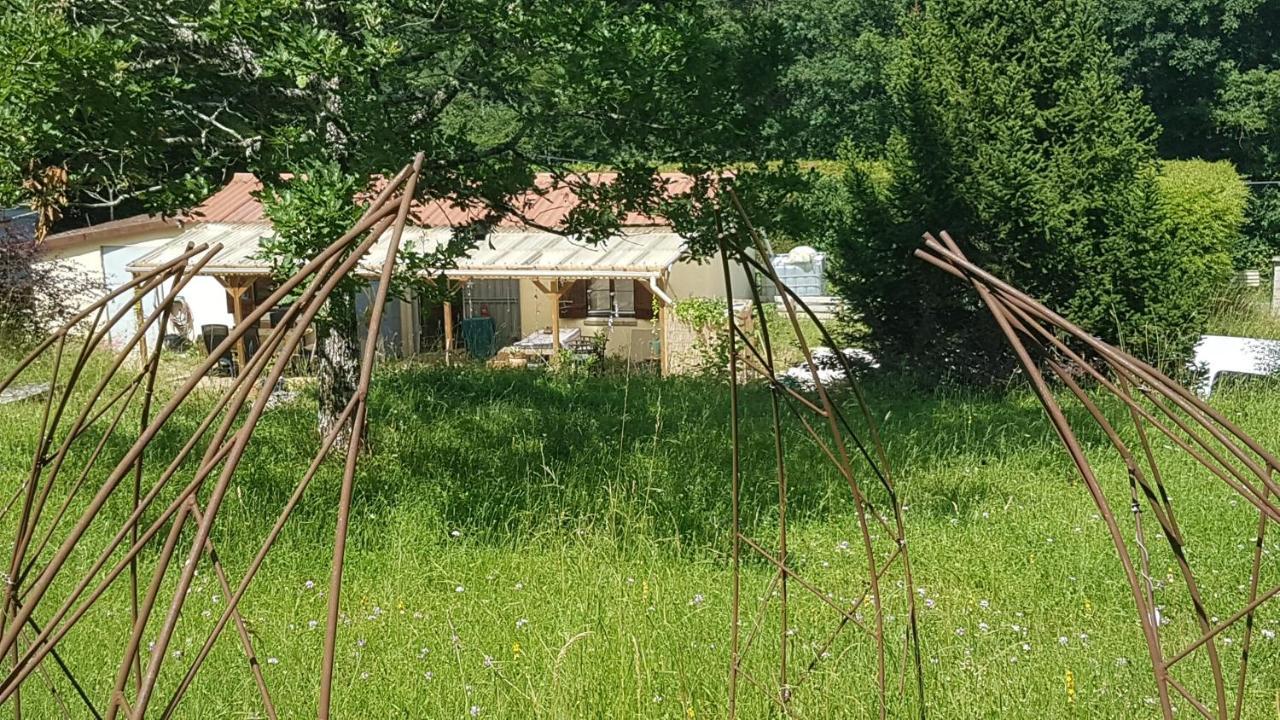 Charming Cottage In Chauminet Sougeres-en-Puisaye Exterior foto